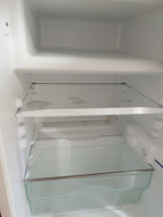 Малък хладилник-LIEBHERR