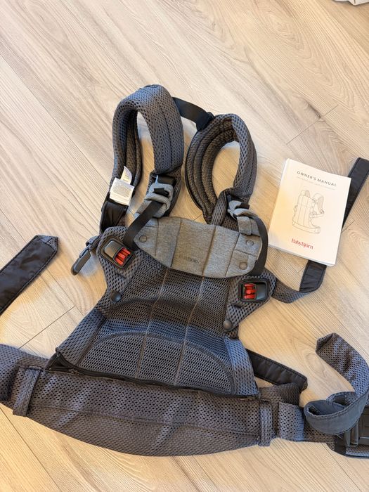 Marsupiu BabyBjorn Harmony