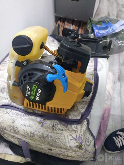 Продам лодку с мотором