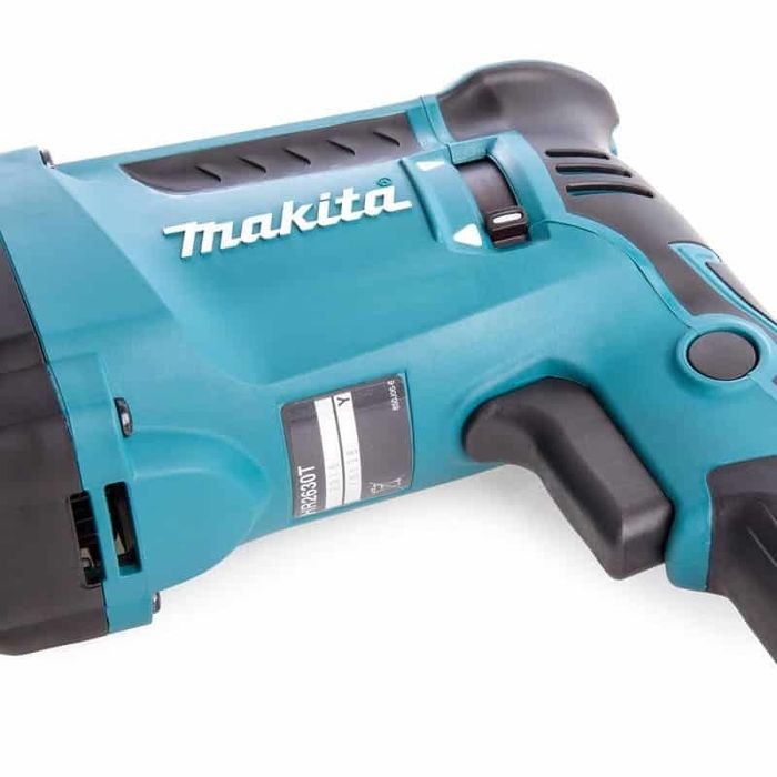 Перфоратор Makita HR2630