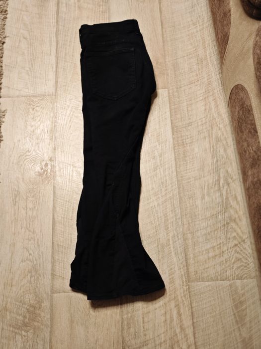 продам джинсы клеш,flared