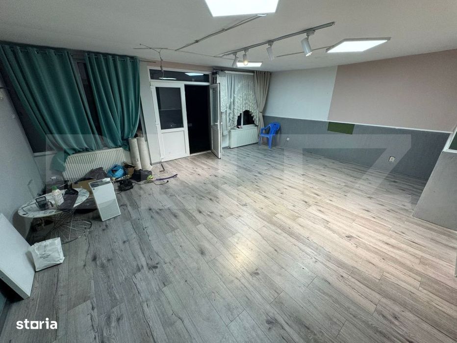 Spatiu comercial, 100 mp cladire, 200 mp curte/parcare, zona Frumoasa