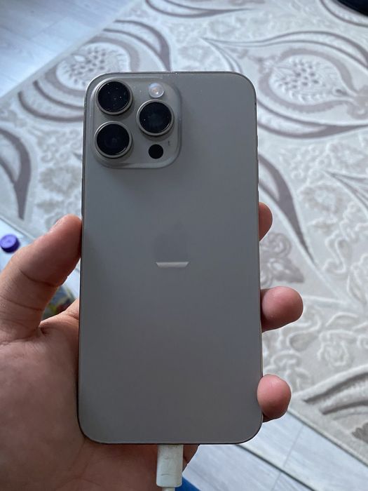 продается Iphone 15 pro max