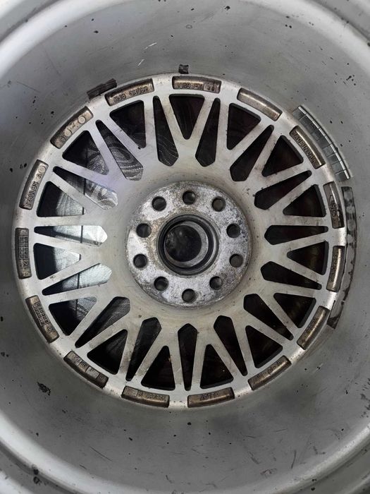 18-инчови джанти BBS, спортен пакет, полирани и в добро състояние. 5x120