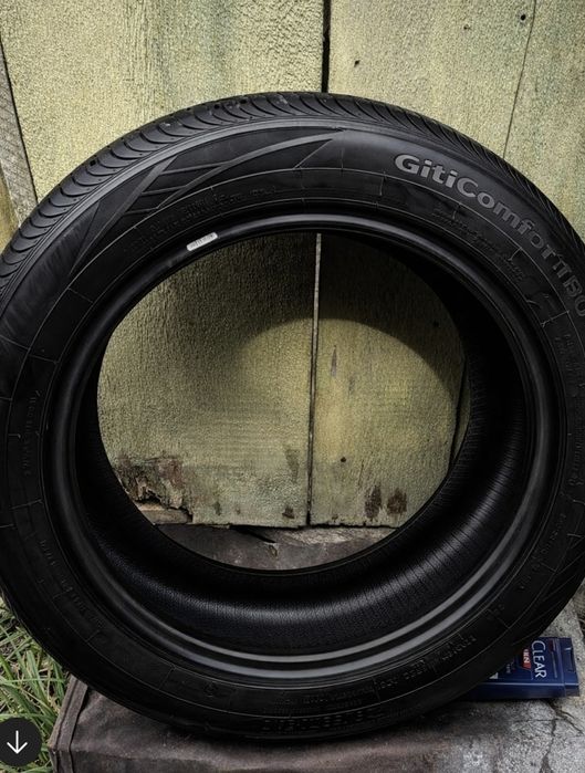 Летние шины на 215/55/18 в отличном состоянии