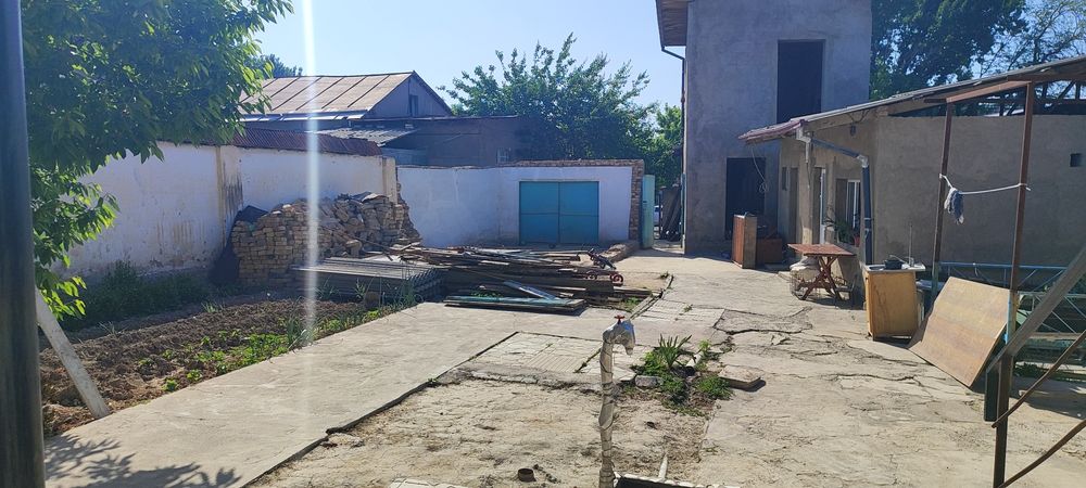 Qibray magarajda 5 sotix karobka hovli oshxona sanuzel tayyor