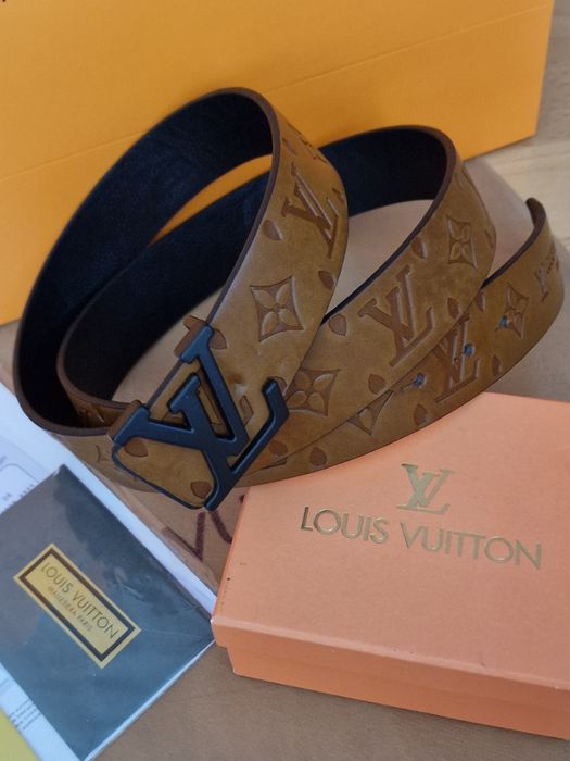 Curea unisex LV maro cognak, logo metalic