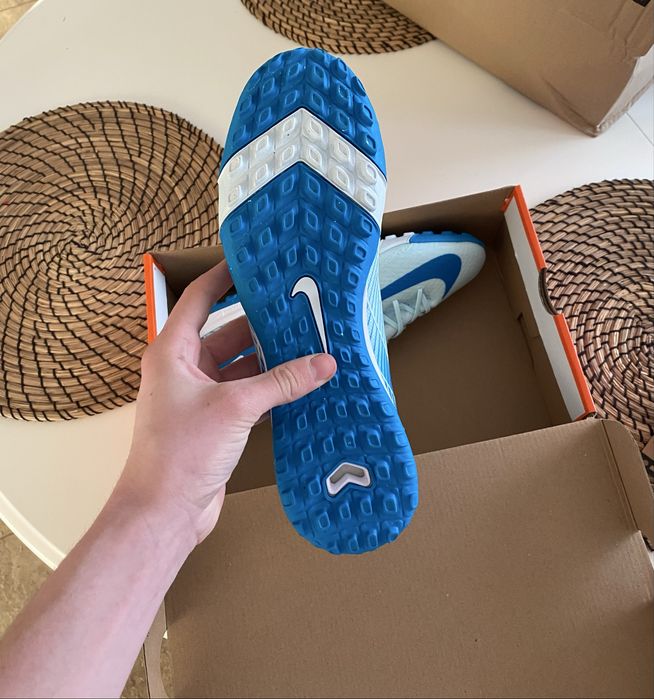 Ghete de sintetic noi