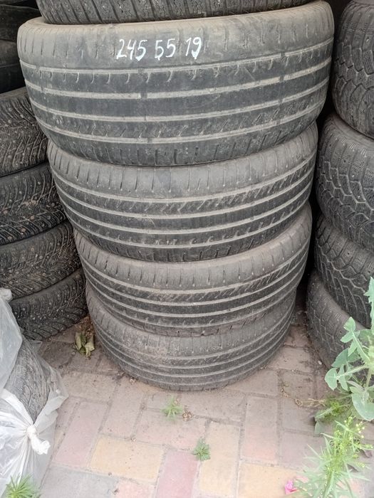 Продам б.у.шины. р19.
