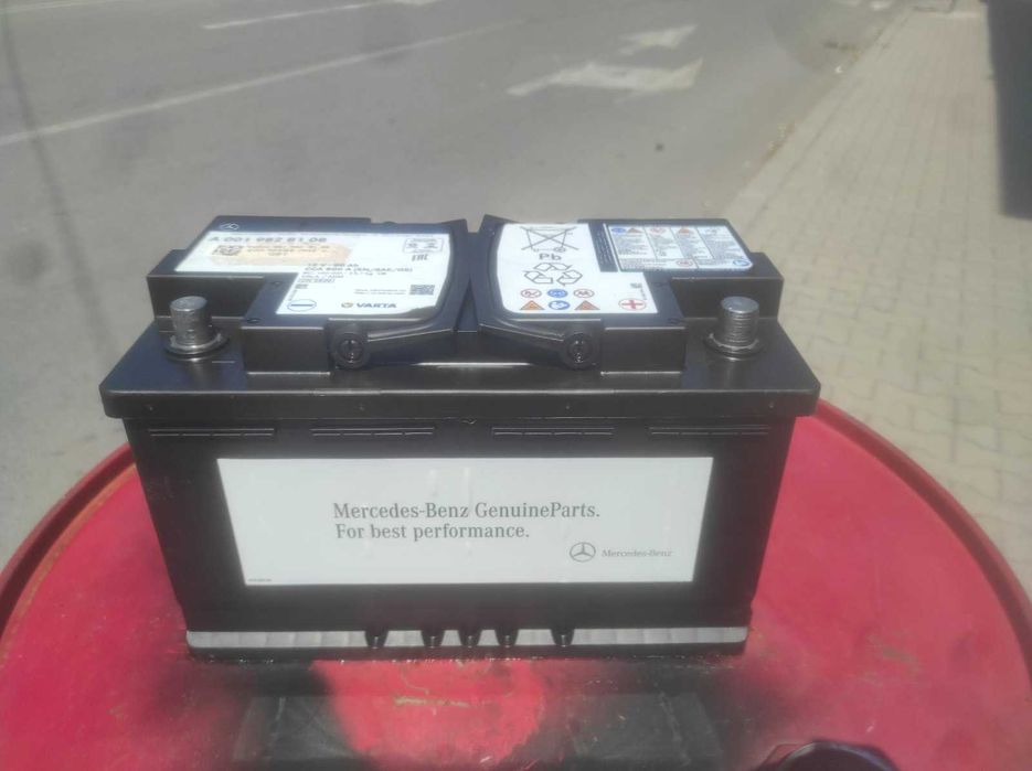 Продавам акумулатор Варта  80AH  70лв.САМО ЛИЧНО ПРЕДАВАНЕ!