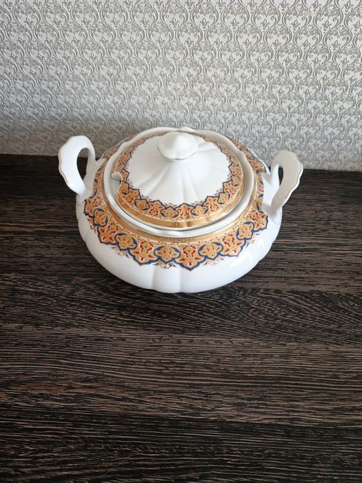 Супница, молочница, сахарница