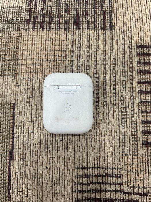 Apple airpods 2 на запчасти