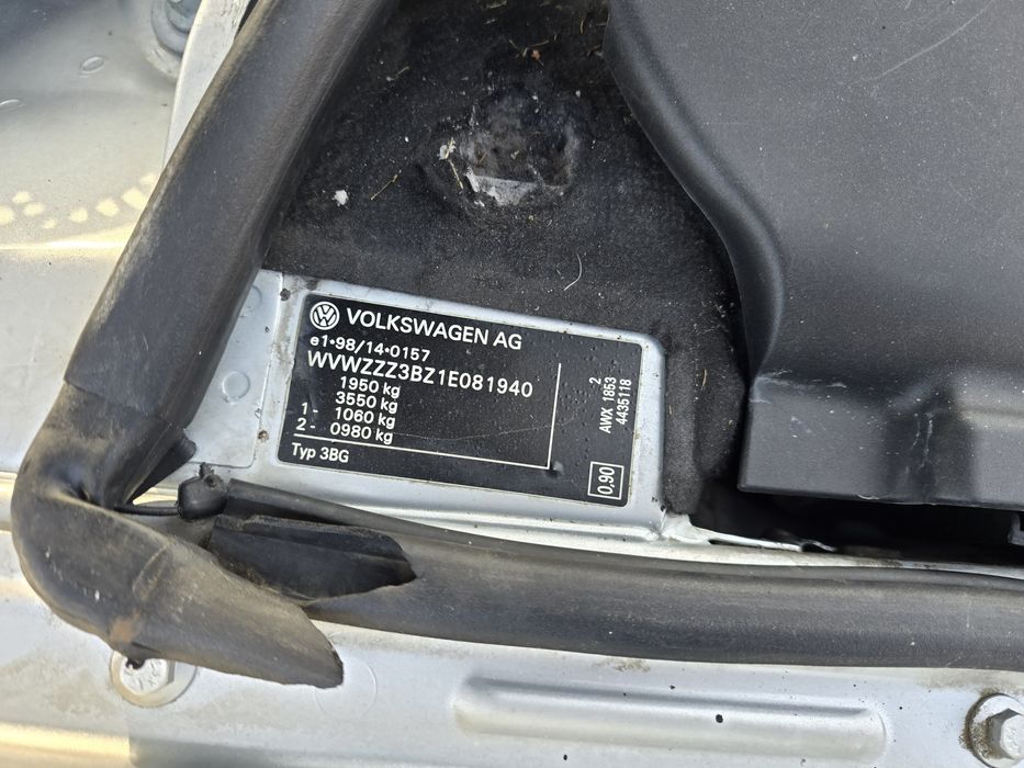 Продавам пасат 5.5 1.9 131кс на части