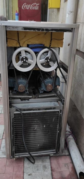 Фризер сотилади 380v