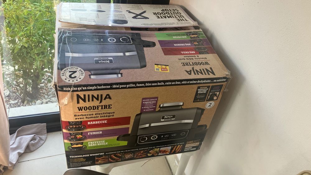 Gratar electric Ninja Woodfire OG701EU