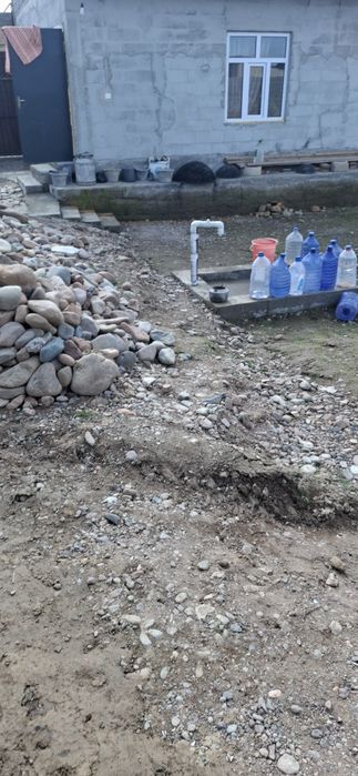 Arzon uy sotiladi 6 sotixdan 12 sotix 1 sotixi 8000 $ dan xat xujjati