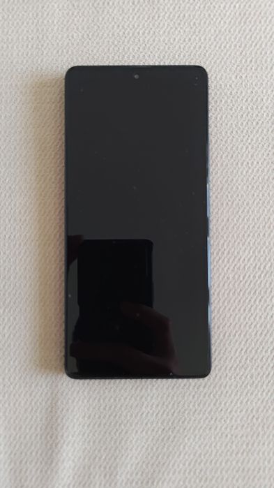 Продаю Poco F5 12/256