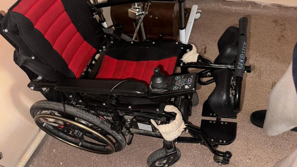 Электроный каляска инвалидный