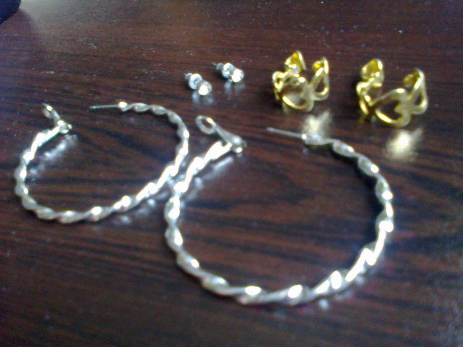 Сребристи и Златисти Обеци