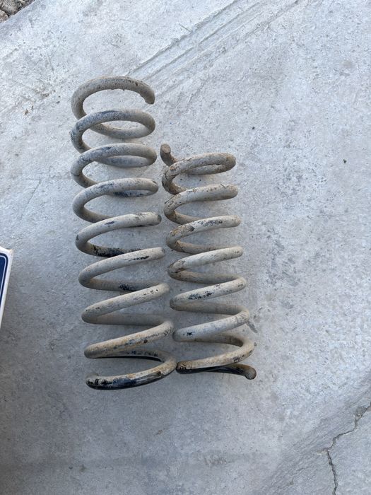 Пружины мерс 210 рейсталинг