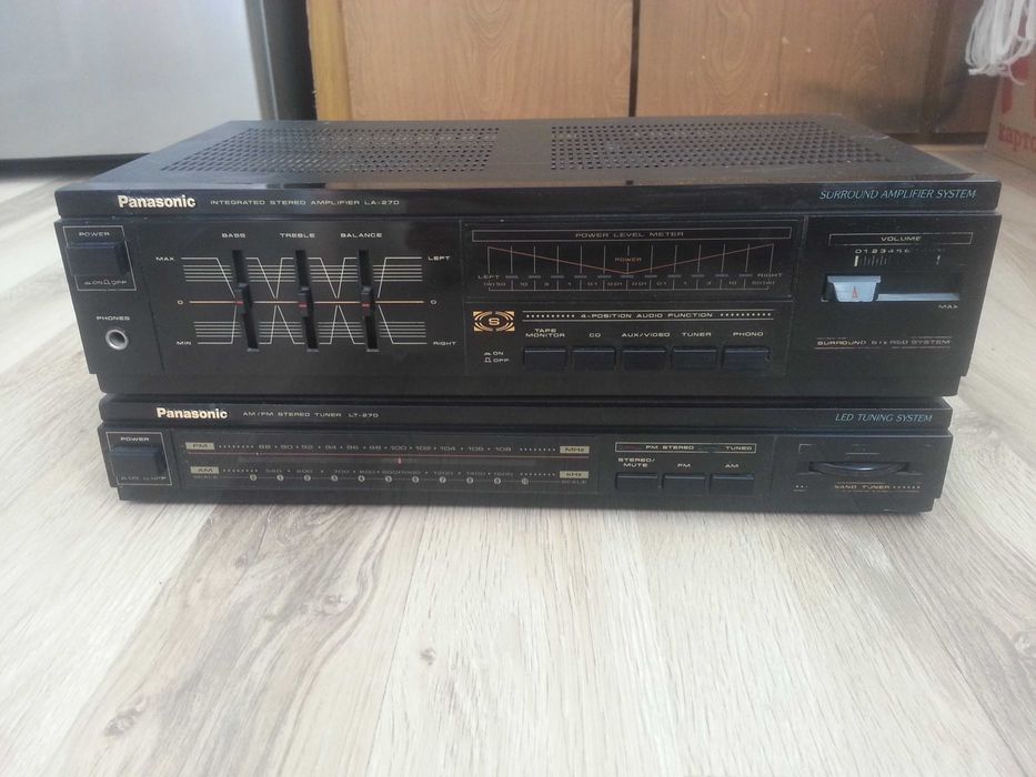усилитель+радио fm в отличном состоянии 2х40w 8ом работает идеально.