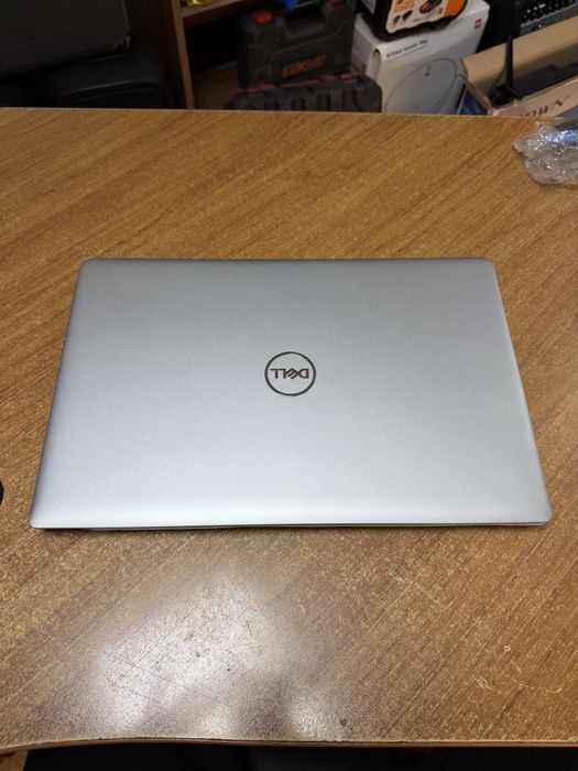 Dell latitude 5550 i5 ultra