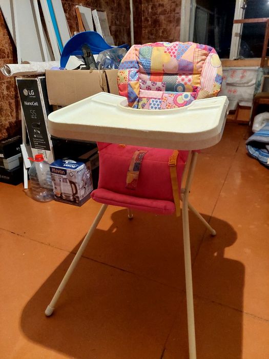 Продам стул для кормления!!! Б/у. Цена 4000тг.