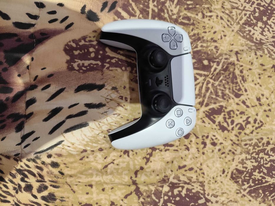 Playstation 5 Slim( PS5 SLIM ) +4 игри