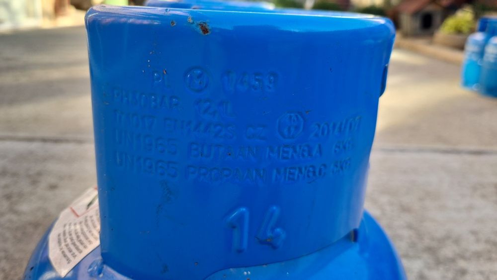 Продавам газови бутилки за кемпер и каравана