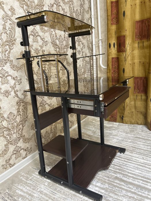 Подставка/столик под компьютер