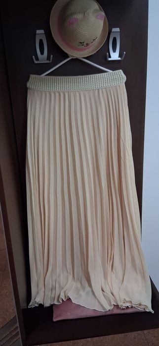 Fusta lunga din voal