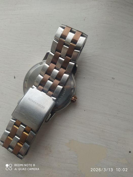 Продам часы фирмы Romanson