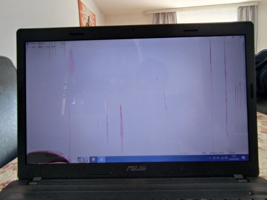 Laptop X54HR+ incarcator la pachet