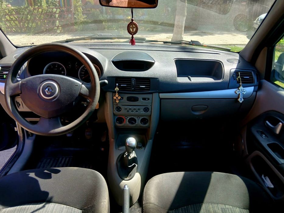 Renault Symbol an 2011