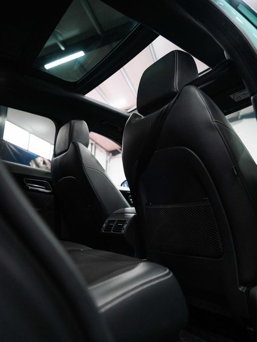 Jaguar F-Pace 3.0 V6 Diesel Sport 4x4 – 350 CP