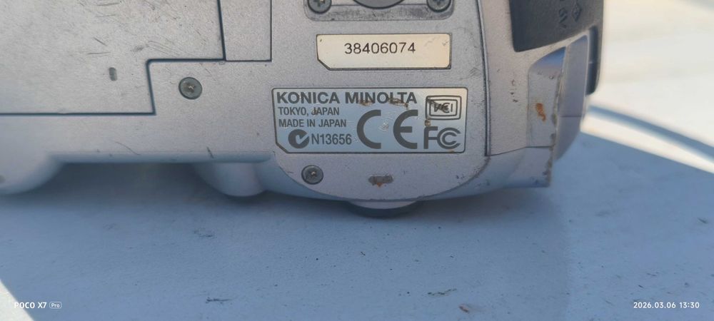 Aparat foto Konica Minolta z10