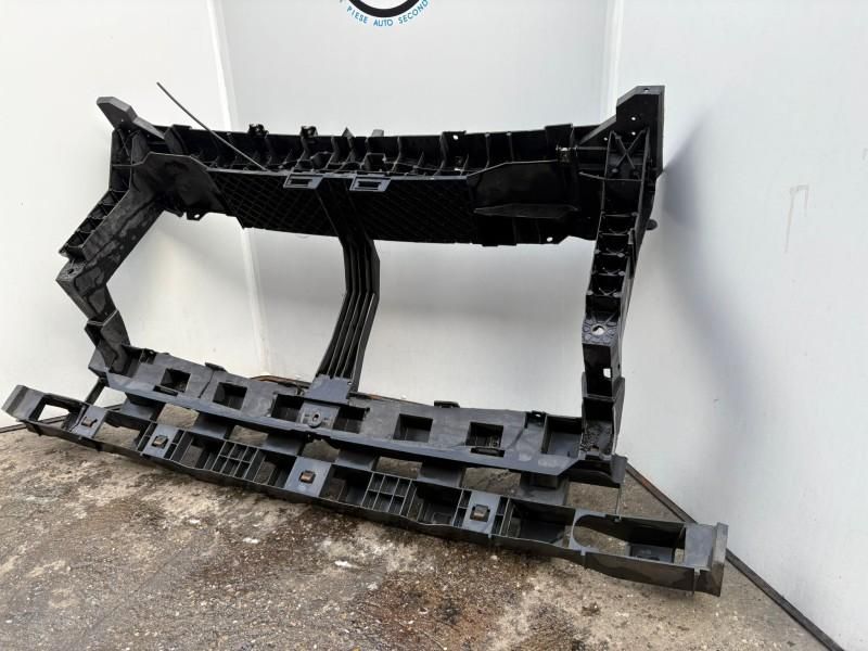 Trager Opel Vivaro B