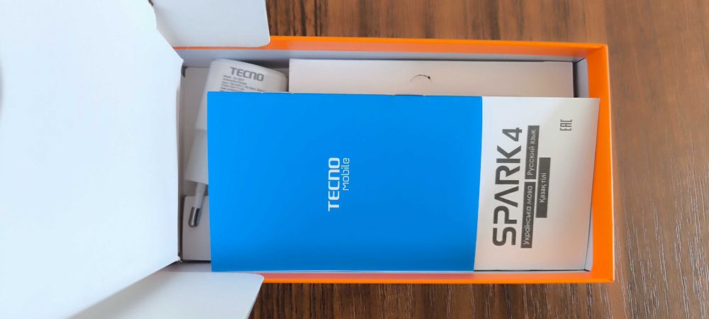 Смартфон Tecno Spark 4, 32Gb Royal Purple