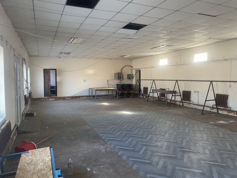 Аренда помещения коммерция под строительный рынок