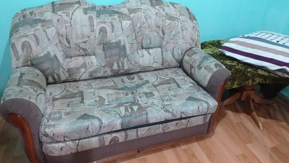 Продам диван не дорого
