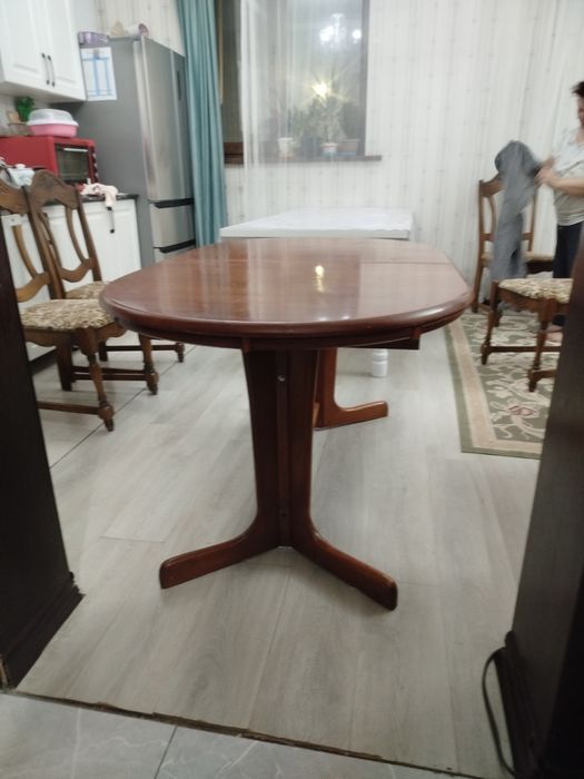 Стол малазийское дерево