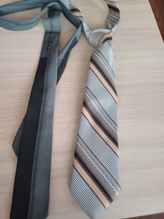 Cravate bărbătești
