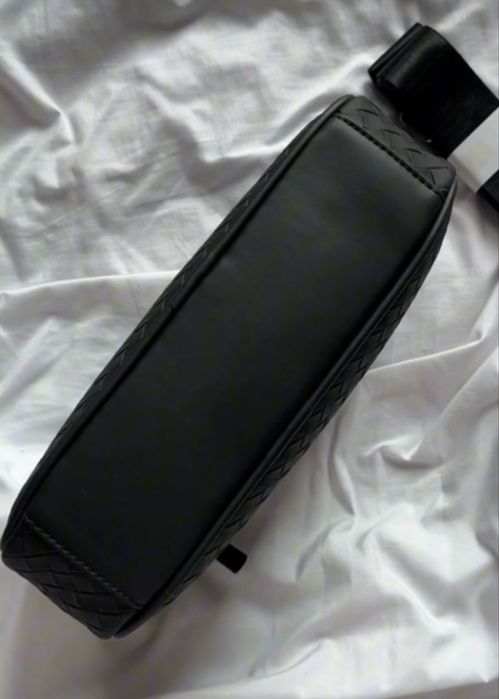 Продается барсетка