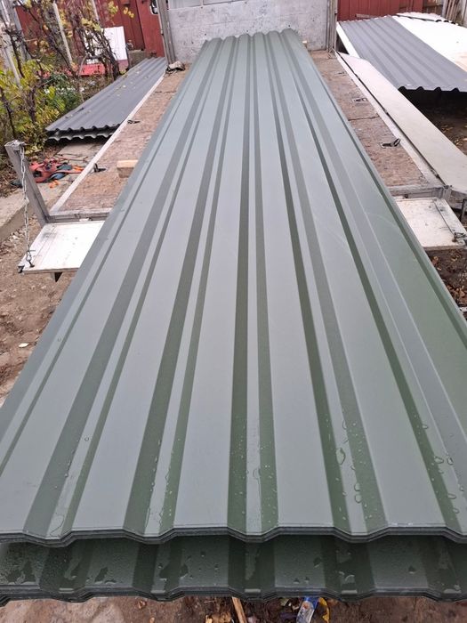 Vand  tabla cutata 6.20m x 1.10m  negru mat