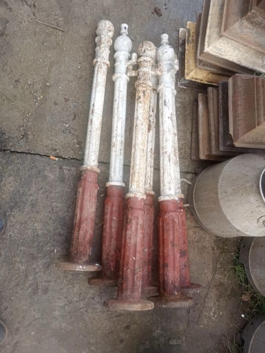Stalpi vechi fonta DECOR piloni