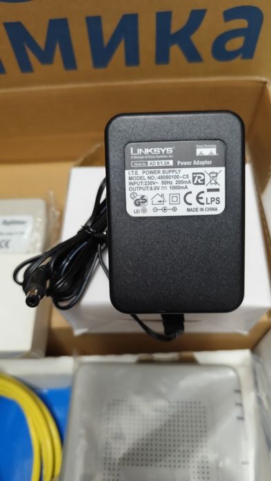 ADSL модем Linksys AM200 с блоком питания
