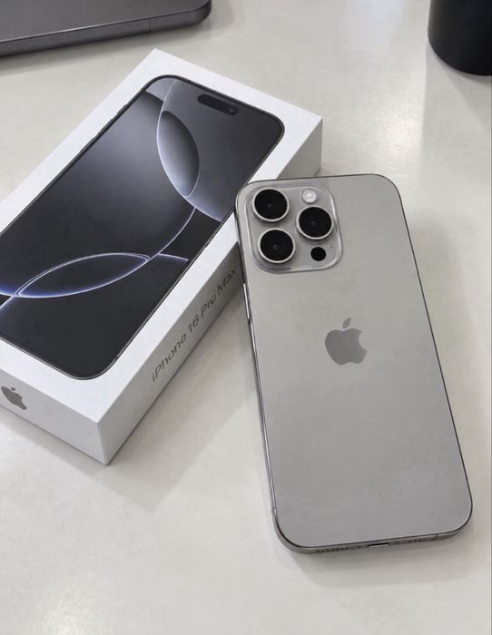 iPhone 16 Pro (с гарантии )