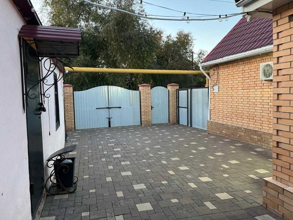 Продажа дома в центральной части города.