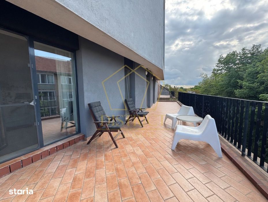 COMISION 0% Apartament cu 3 camere si terasa de 34mp | Central | Balce