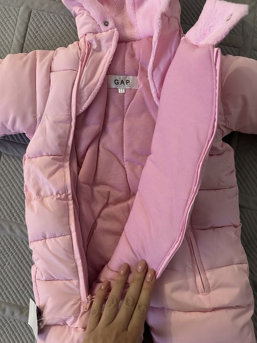 Продам комбинезон весна-осень  7000